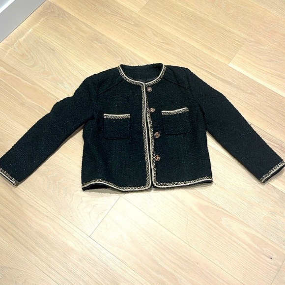 Black Chanel style jacket with gold trim - Picture 3 of 8